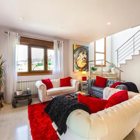 Bordones Sleeps 8 With Pool And Wifi * Bordons